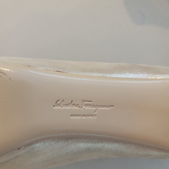 Salvatore Ferragamo Pumps 7.5 - Picture 6 of 9